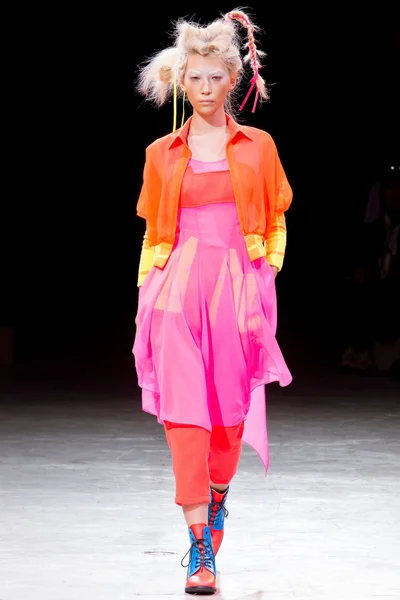 Look 7